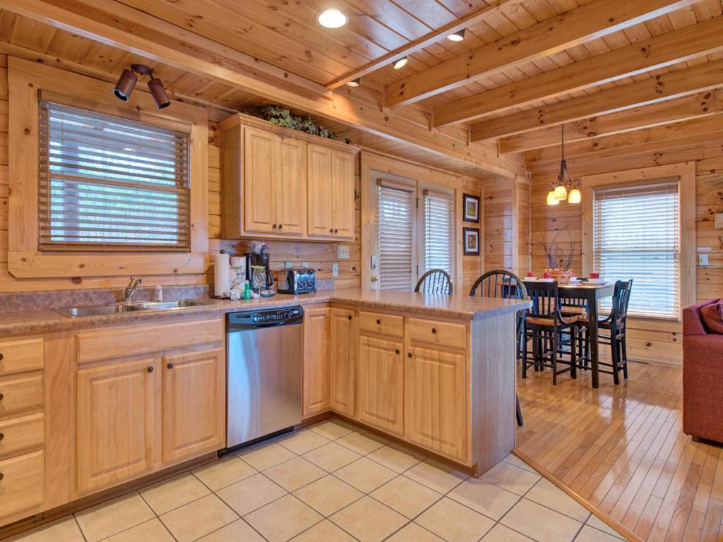 Misty Mountain Hideaway Apartman Pigeon Forge Kültér fotó